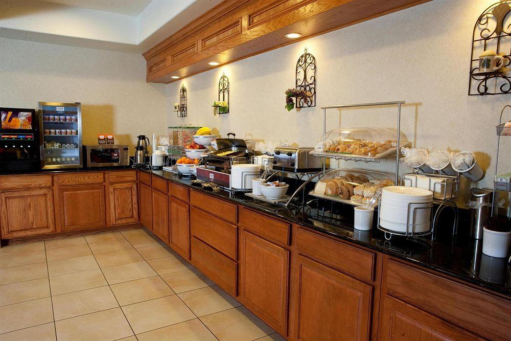 Comfort Suites Tyler South Restaurant foto